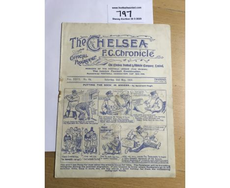 1930/31 Chelsea v Newcastle United Football Programme: Dated 2 5 1931. Good condition with no writing but does have a hole wh