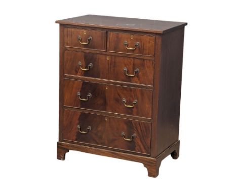 A Late 19th Century Georgian style chest of drawers. Circa 1880-1900. 79x48x100.5cm 
