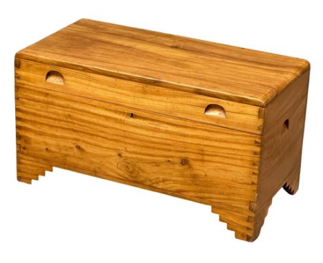 A Chinese trunk.  87x42x47cm 