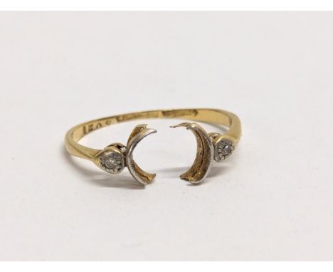 A 9ct gold ring. Broken. 1.68g 