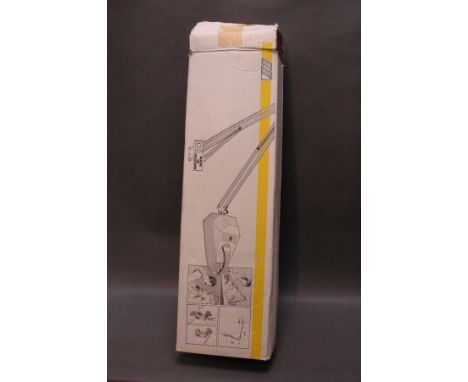 A lamp/magnifier for fly tying. 