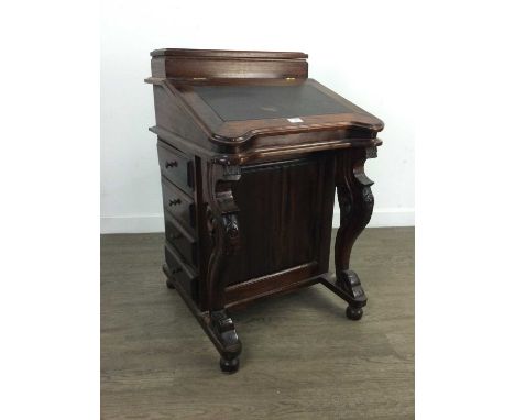 REPRODUCTION DAVENPORT WRITING DESK