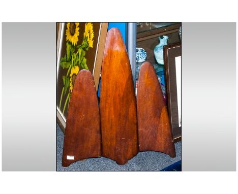 1914-1918 Aero Art Product Fire Screen guaranteed to be made from British Aircraft propellers of the war period. 30 inches hi
