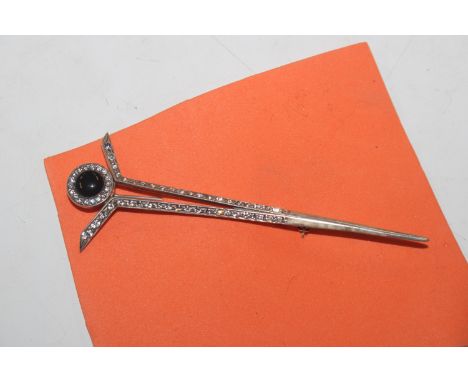 A Continental Sterling silver and paste Art Deco brooch, 15gms 
