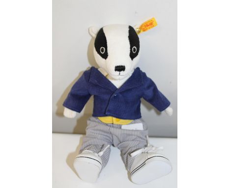 A Steiff Badger 29cm tall 