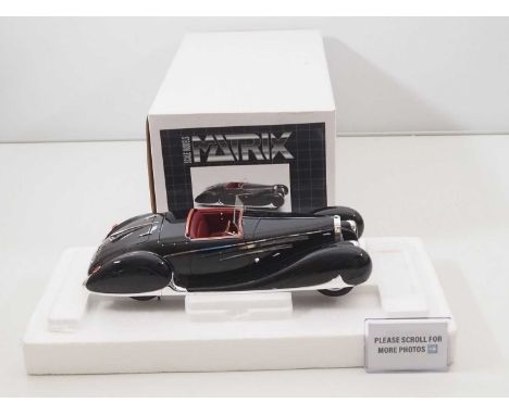 A MATRIX 1/18 scale handbuilt resin Bugatti Type 57C Cabriolet VanVooren Shah of Iran dark blue 1939 car - VG/E in VG box