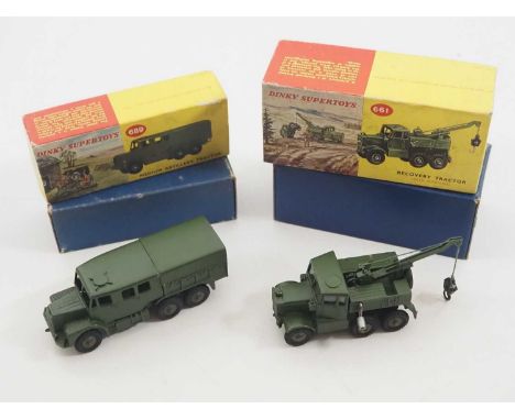 A pair of DINKY SUPERTOYS military diecast vehicles comprising a 661 Recover Tractor together with a 689 Medium Artillery Tra