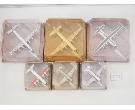 A group of 1:144 scale CORGI AVIATION ARCHIVE diecast civil airplanes - VG/E in VG boxes (5)