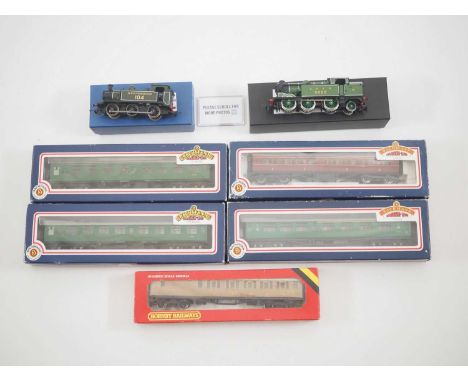 A group of OO gauge rolling stock comprising 2x steam tank locomotives by HORNBY and MAINLINE in collectors boxes, together w