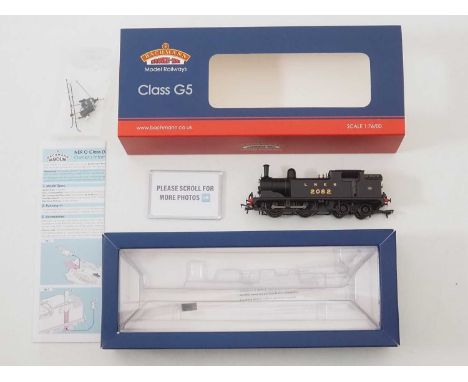 A BACHMANN OO gauge 35-253Z Class G5 steam tank locomotive in LNER lined black livery - VG/E in VG/E box