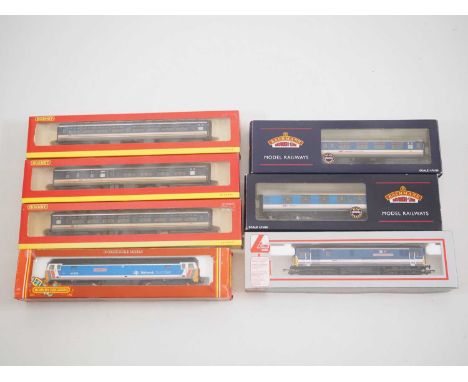 A group of OO gauge Network South East rolling stock comprising a HORNBY class 47, a LIMA class 73 and various coaches by HOR