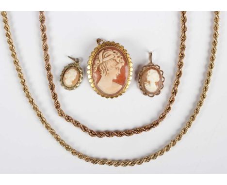 A 9ct gold ropetwist link neckchain on a boltring clasp, length 49cm, another 9ct gold ropetwist link neckchain, length 41cm 