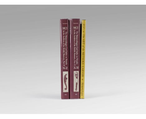 GROUPE D'OUVRAGES DE RÉFÉRENCE SUR LES NETSUKE PAR FREDERICK MEINERTZHAGENA GROUP OF NETSUKE REFERENCE BOOKS BY FREDERICK MEI