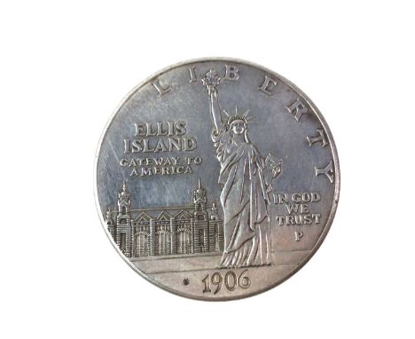 GROUP OF USA SILVER COINS, including some replica Morgan dollarsAdditional photos of front and backs added
