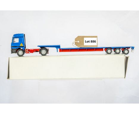 Manufacturer  - Conrad | Description - Mercedes Actros Low Loader Trailer - Schmidbauer KG | Stock Code - 40051 | Notes - Non