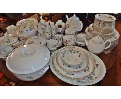 Extensive Royal Worcester "Strawberry Fair" dinner and tea service with 5 tureens, etc.
