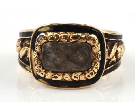 Georgian mourning ring, with hair work panel and black enamel, inside engraved Eliz'h Colins ob 18 January 1824 at 67, mount 