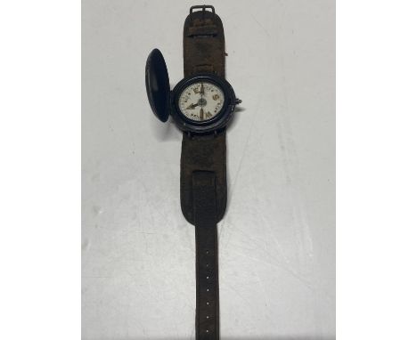 A rare WW2 period special forces wrist compass as used by SOE, Commandos, Paras etc on a leather strap 