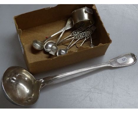 A Russian engraved silver napkin ring, 6 Continental pierced silver teaspoons and 2 others, and a long handled silver ladle