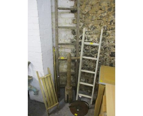 A mixed lot to include a French orchard ladder, a wooden bath rack, a brass rail and other items 