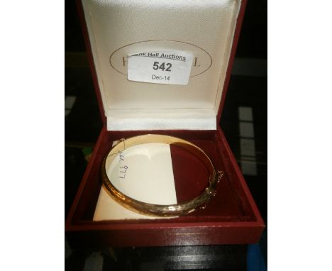 9ct gold bangle stamped 375 8.7g
