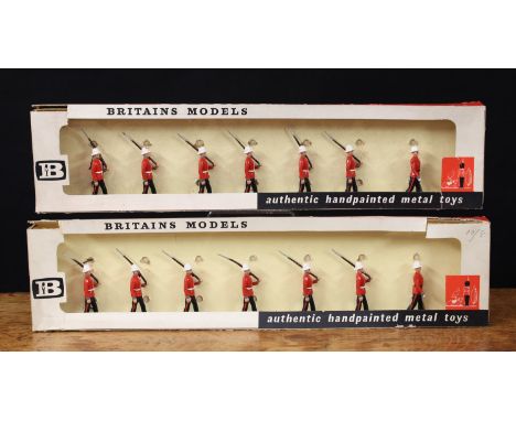 W Britain (Britains) two sets of No.9157 Canadian Princess Pat's Light Infantry, comprising a marching officer with sword by 