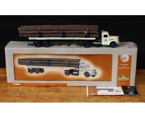 Corgi Classics 1:50 scale Heavy Haulers US50705 Mack LJ Logger litefoot logging die-cast model, boxed with inner display and 