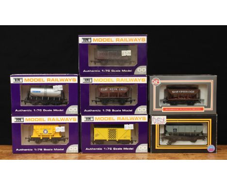 Dapol OO Gauge wagons, tankers and vans, including B139 "Sheepbridge" 12T hopper, boxed; B639 "Clay" 12T hopper, boxed; B695 