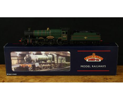 Bachmann Branch-Line OO Gauge 31-308 Manor Class 4-6-0 "Lechlade Manor" locomotive and six wheel tender, BR green livery, No.