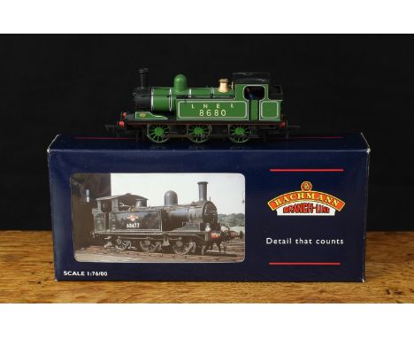 Bachmann Branch-Line OO Gauge 31-050A J72 0-6-0 tank locomotive, LNER lined green livery, No.8680, boxed with literature 