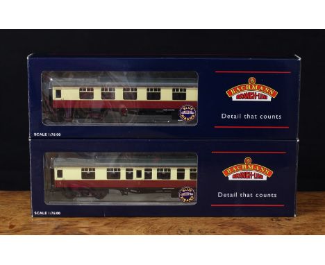 Bachmann Branch-Line OO Gauge coaches, comprising 39-127A BR Mk1 composite coach in crimson and cream, boxed and BR Mk1 brake