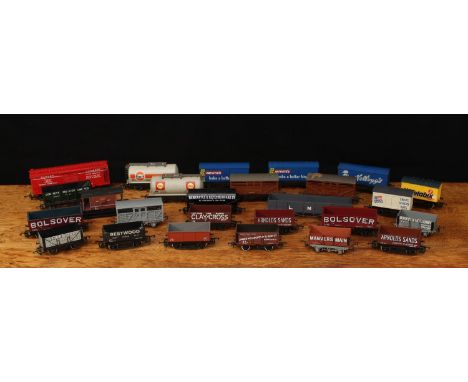 Hornby Railways, Bachmann, Tri-ang, Slater's, Lima, Dapol and Ratio OO Gauge wagons, tankers and vans, including Tri-ang R249