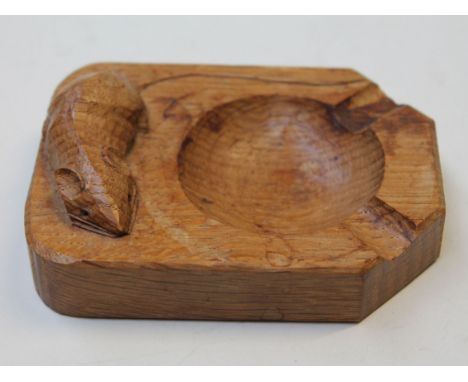 A Robert Thompson "Mouseman" ashtray, length 10cm.