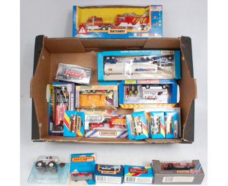 17 mixed Matchbox, Corgi and Modern Issue diecast group, all boxed, to include Matchbox No.28 Lincoln Continental, MB-34 Ford