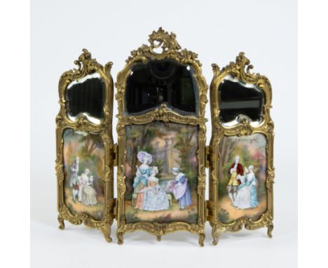 19th century small ornamental paravent with cut mirror glass and decorated with romantic scenes, painted on metal19e eeuwse k
