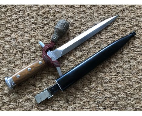 A Swiss Model 1943 Army dagger