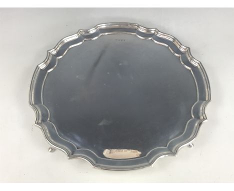 A George VI Chippendale style footed silver salver, G W Shirtcliffe & Son, Sheffield, 1944, 1240g / 43.7 oz