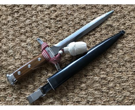 A Swiss Model 1943 Army dagger