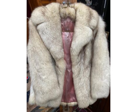 An unusual Vintage ladies fur coat. 