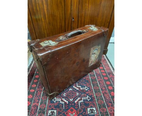 A Really nice example of a vintage brown leather travel case. Produced by R.W.Forsyth Edinburgh-Glasgow. Has various location