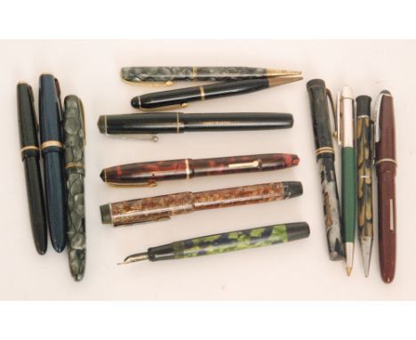 A Parker brown marbled effect fountain pen N, a Parker Duofold, a Burnham grey marbled effect pen, a Conway 15, a Stephens le