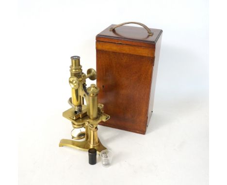 VINTAGE LIZARS BRASS MICROSCOPE
marked 'J.Lizars Glasgow, London etc. 1399', with parts marked 'R&J. Beck Ltd' and 'C.Reicher