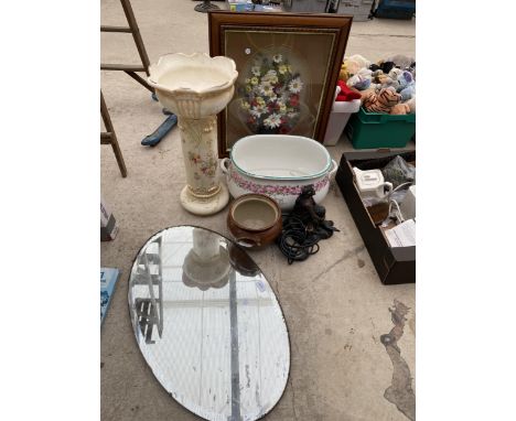 AN ASSORTMENT OF ITEMS TO INCLUDE AN UNFRAMED MIRROR, A JARDINAIRE AND A FIRE SCREEN ETC 