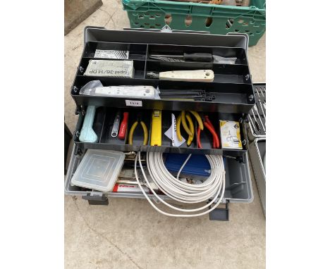A PLASTIC TOOL BOX WITH AN ASSORTMENT OF TOOLS TO INCLUDE PLIERS AND DRILL BITS ETC 
