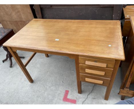 A LIGHT OAK SINGLE PEDESTAL DESK, 48X 26" 