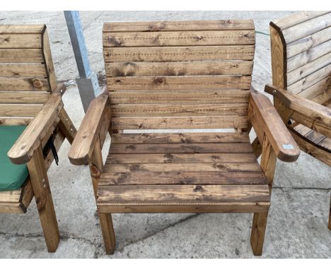 AN AS NEW EX DISPLAY CHARLES TAYLOR EXTRA WIDE CHAIR *PLEASE NOTE VAT TO BE CHARGED ON THIS ITEM* 