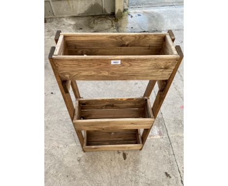AN AS NEW EX DISPLAY CHARLES TAYLOR WATERFALL THREE TIER PLANTER *PLEASE NOTE VAT TO BE CHARGED ON THIS ITEM* 