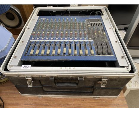A YAMAHA MG16/6FX MIXING CONSOLE 