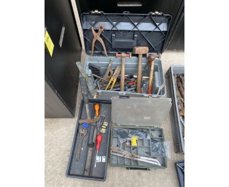 AN ASSORTMENT OF TOOLS TO IBNCLUDE SCREWD RIVERS AND HAMMERS ETC 