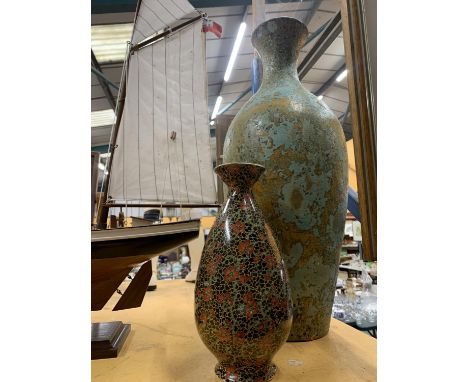 A CROWN DUCALWARE VASE WITH FLORAL PATTERN PLUS A VERY LARGE STONEWARE VASE IN A MOTTLED TURQUOISE AND BRONZE COLOUR APPROX 5